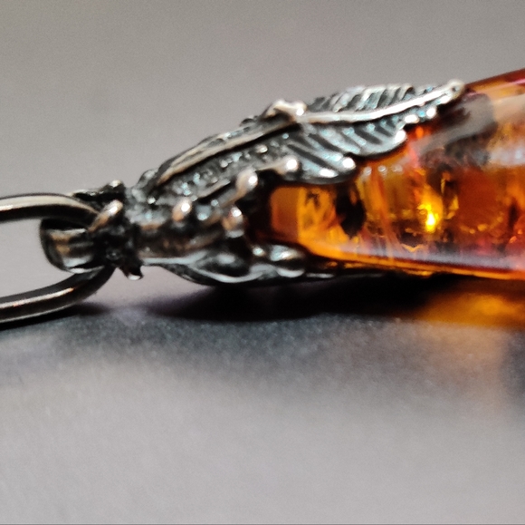 Art Nouveau Style Amber Pendant Silver Necklace - Picture 13 of 14